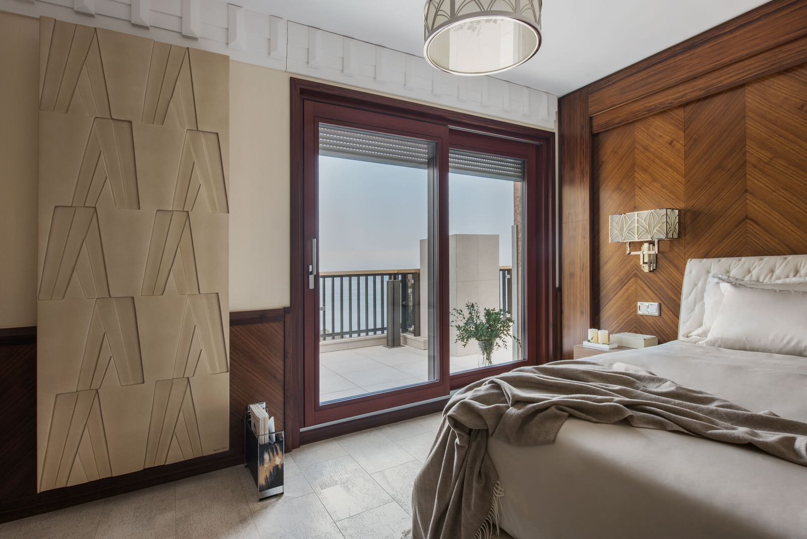 Квартира с террасой у моря