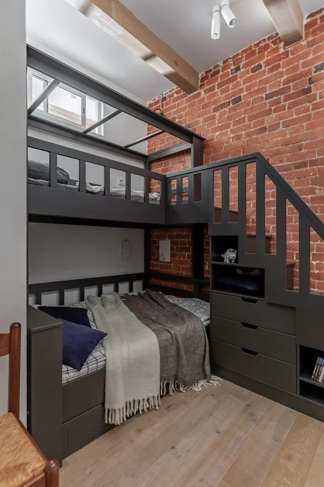 "На Петровке" - старый фонд