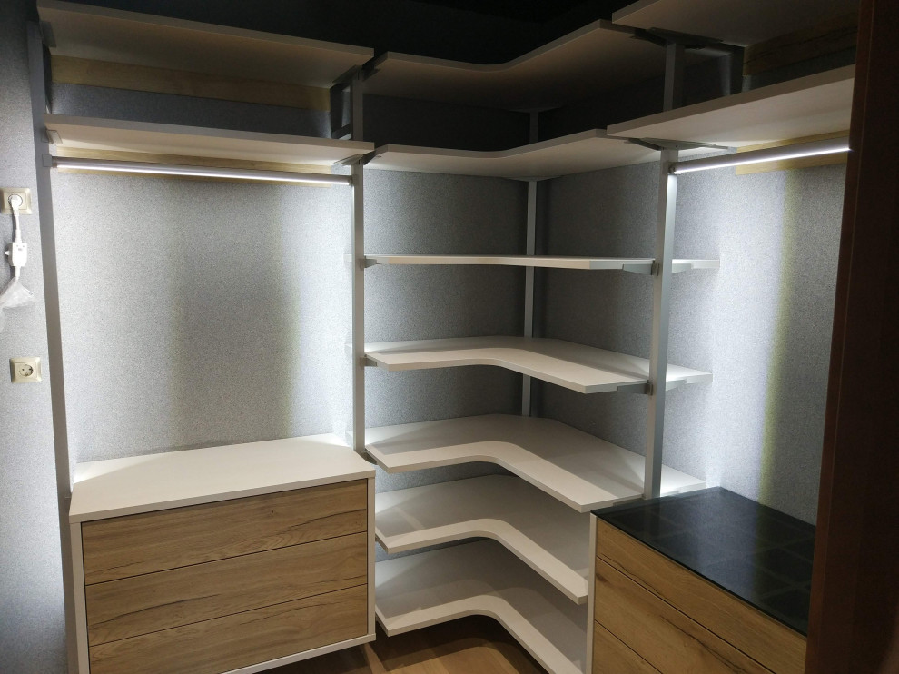 Обложка проекта: Гардеробная комната в ЖК Атлантис