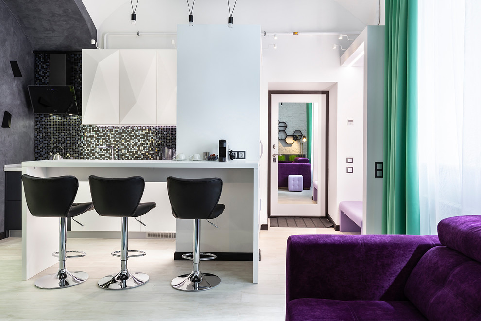 Studio with a soaring bed over grass-plot /Студия с парящей кроватью и лужайкой