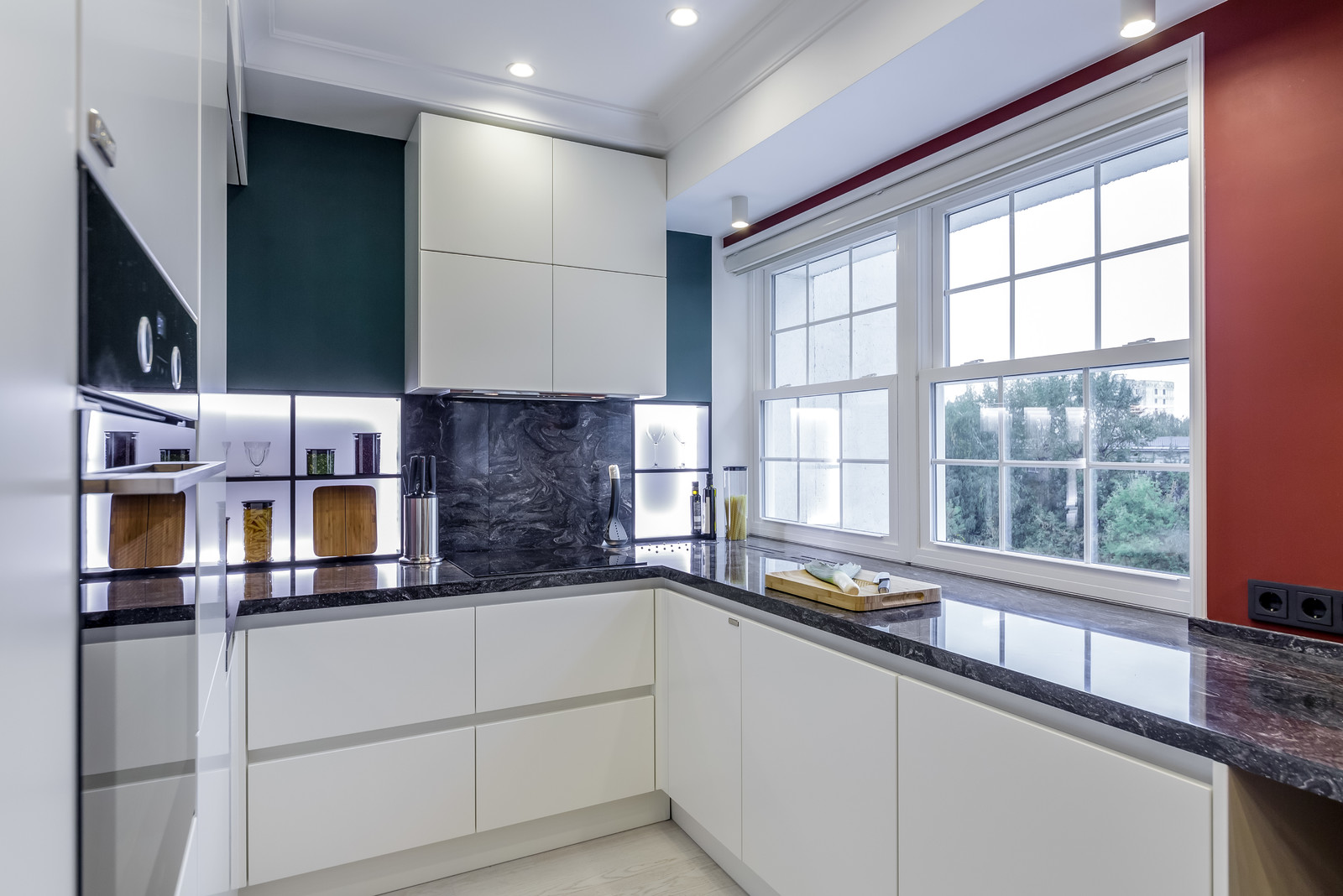 «Квартирный вопрос»: «Гранатовая кухня»