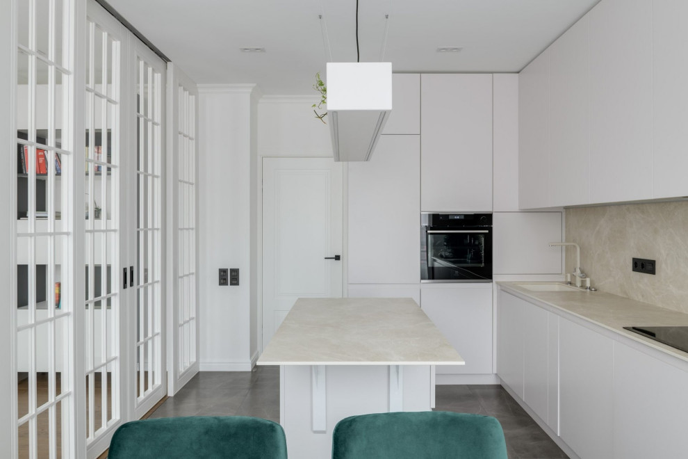 Neoclassicism in the interior of the apartment