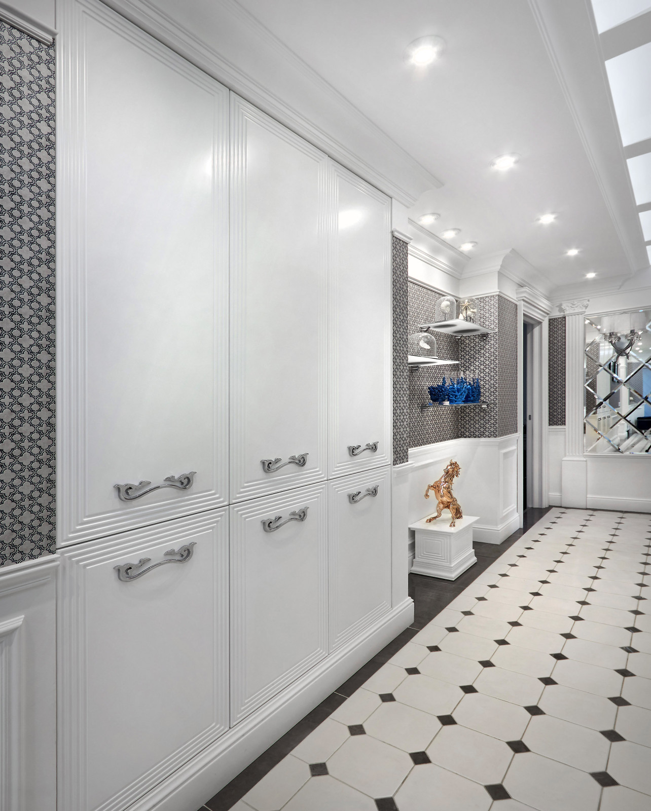 Обложка проекта: Сакко и Ванцетти (мебель фирмы Selena)