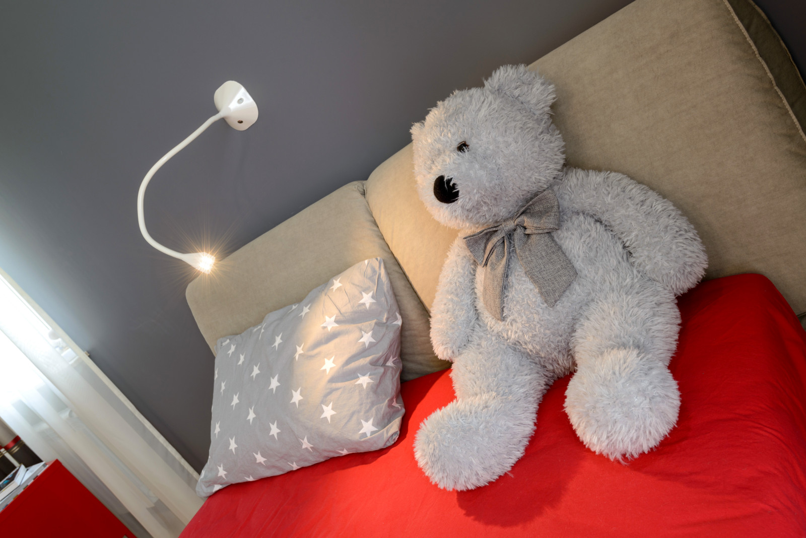 Современная квартира с Сибирским характером.