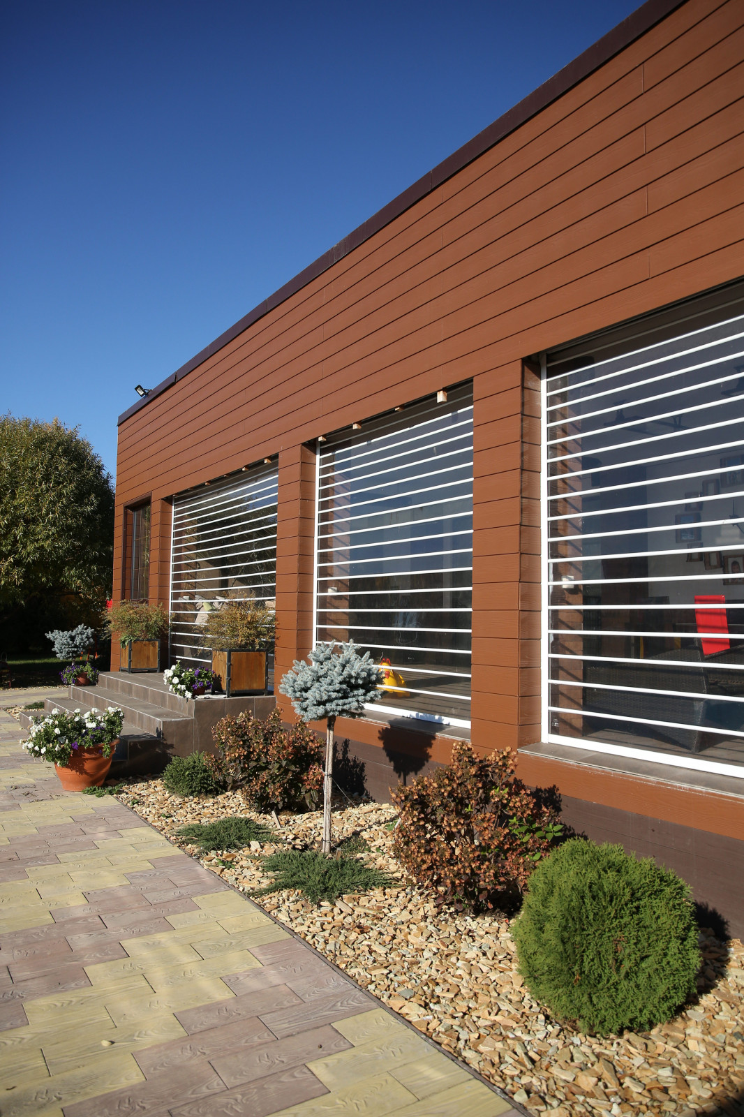 Обложка проекта: сад "Лаконичность"