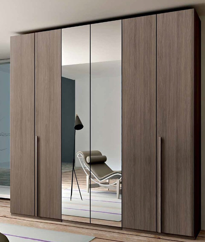 Обложка проекта: распашные шкафы