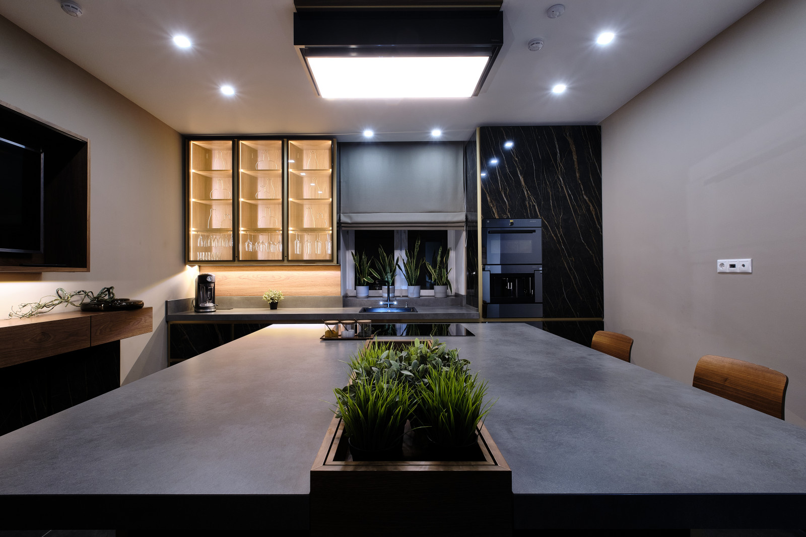 Обложка проекта: Современная кухня с керамическими фасадами