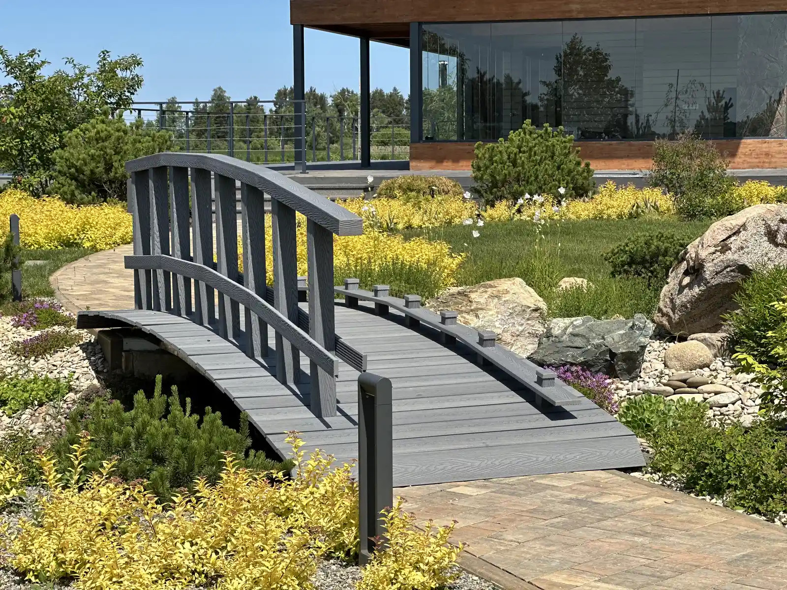 «НА ЗАПОВЕДНЫХ БЕРЕГАХ»