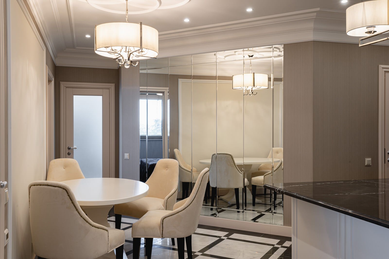 ЖК ЗАЗЕРКАЛЬЕ 408