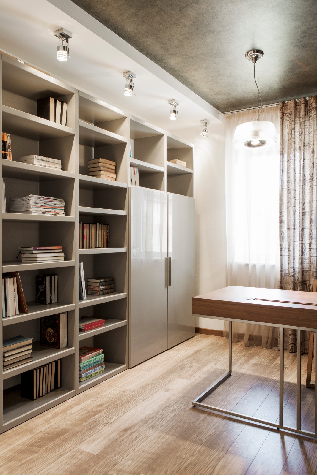 Кабинет, Шорохи природы, дом в Комарово, Тюмень, 200 м