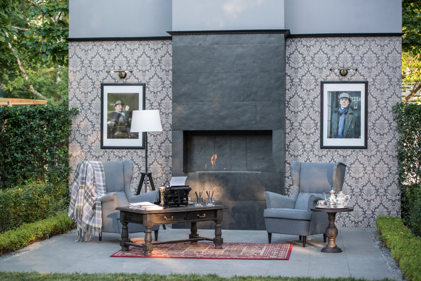 Обложка альбома: камин