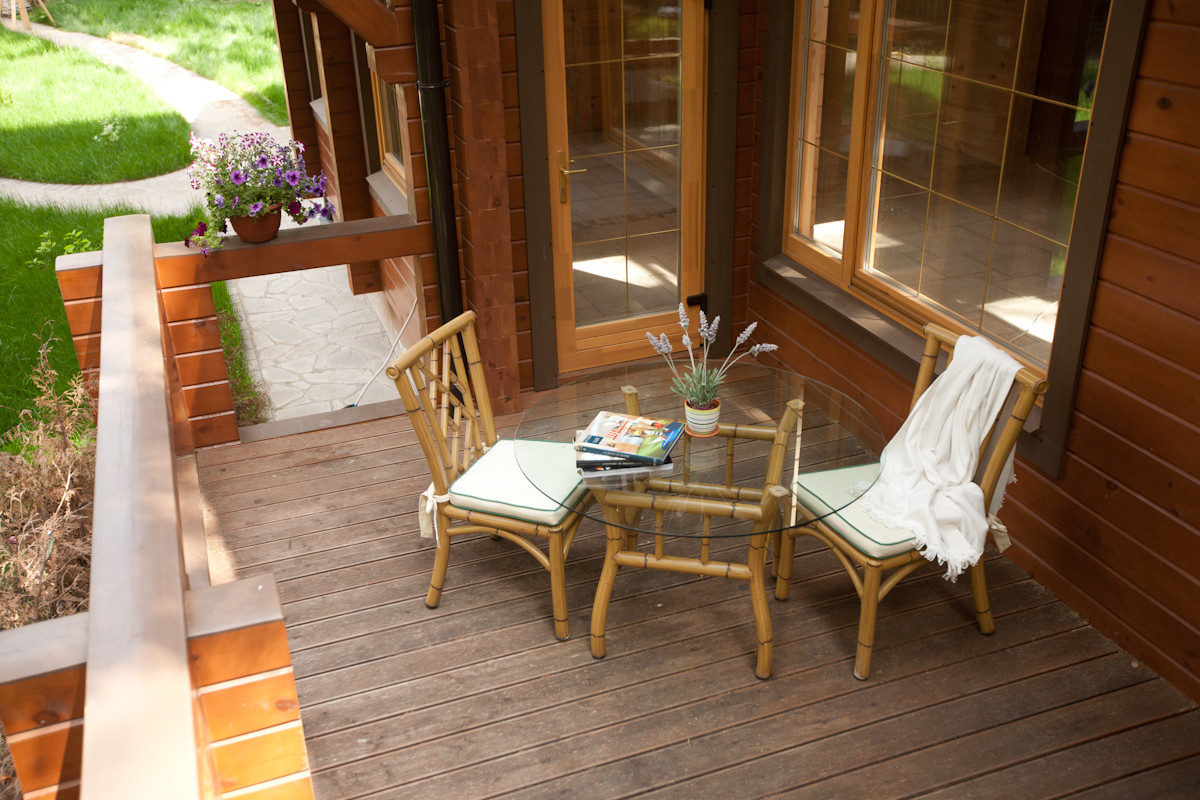 Терраса и дом