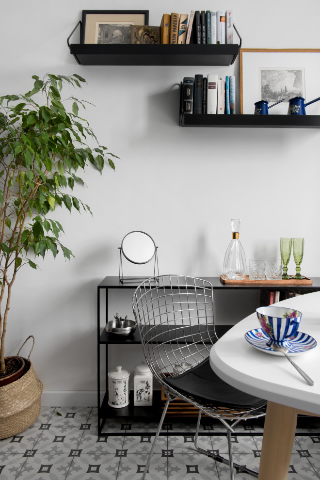 Кухня в однушке превратилась в кабинет