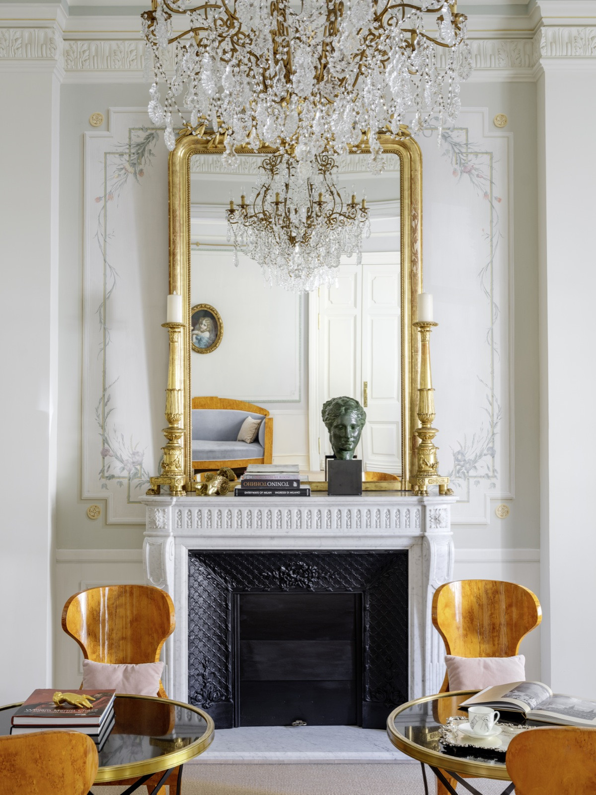 Обложка проекта: Денежный переулок 13