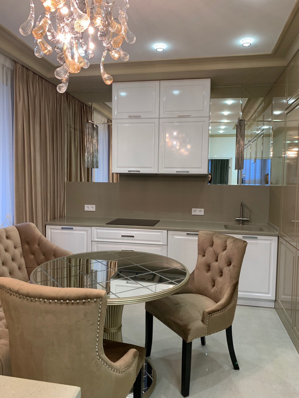 Обложка проекта: Малышка Неоклассика, 2019