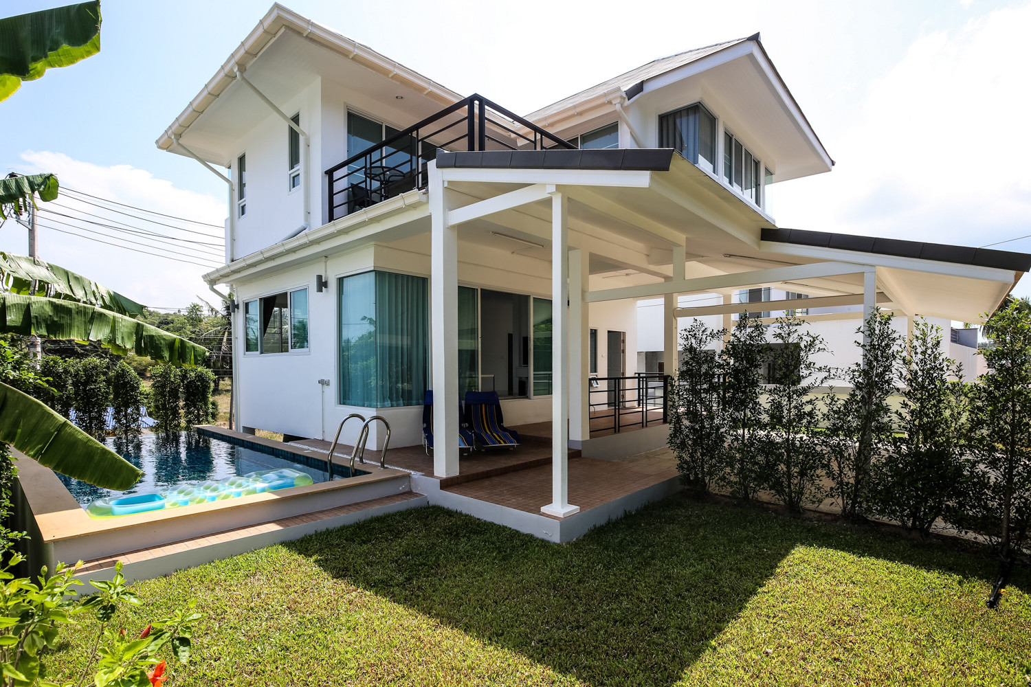 Обложка проекта: Houses.Exterior.Architecture.