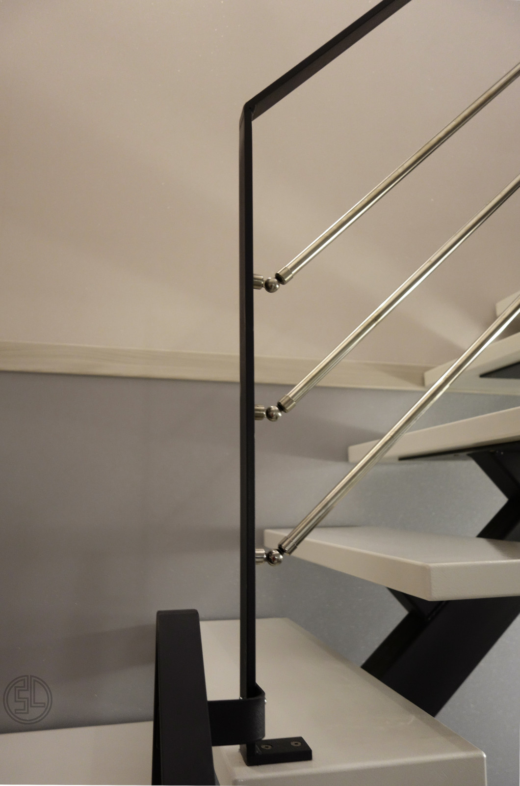 Контрастная лестница на монокосоуре