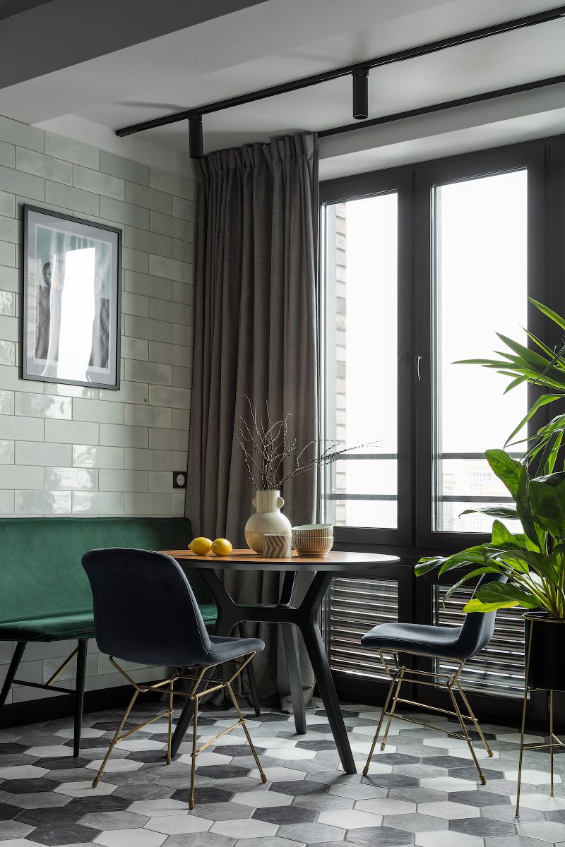 Поиск планировки: Студия для байкеров в небоскрёбе [5 планов]