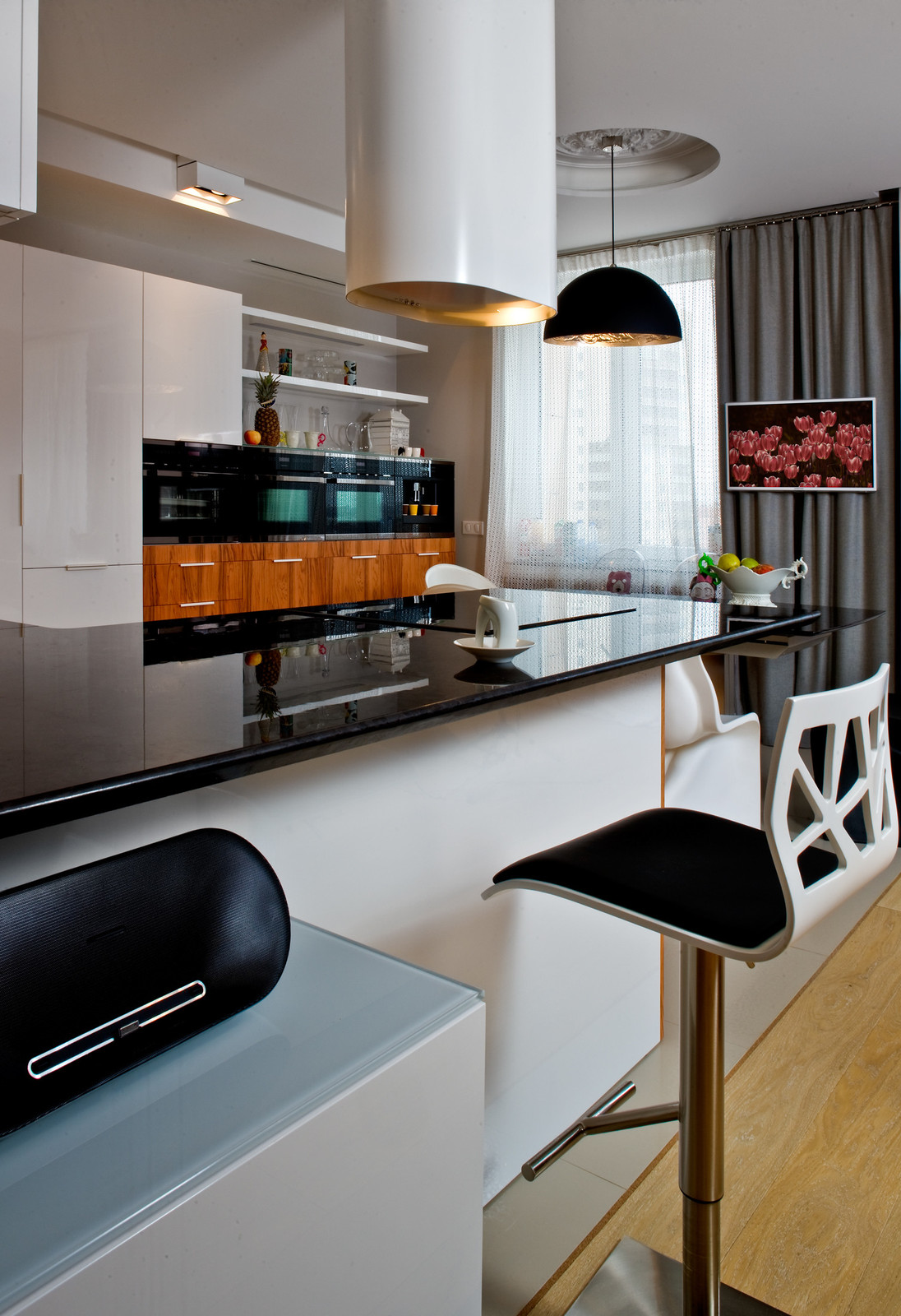 Яркая насыщенная квартира