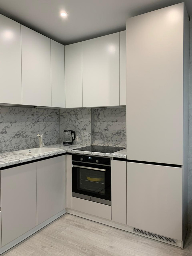 Белый Пластик