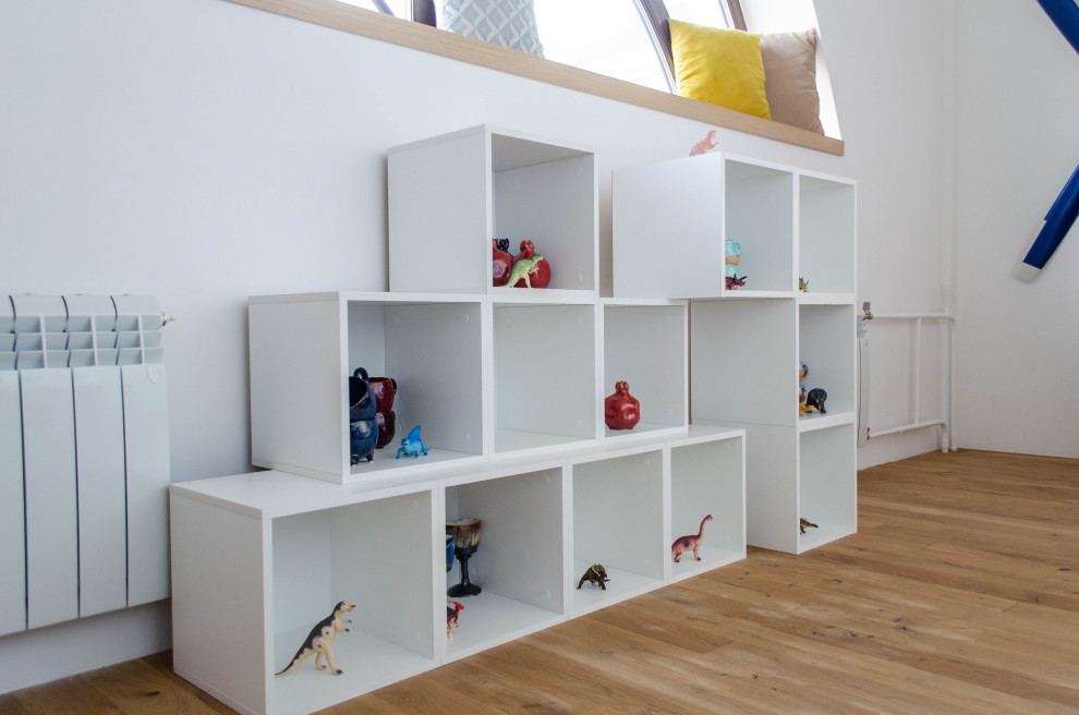 ЖД "Театральный", 77 м2