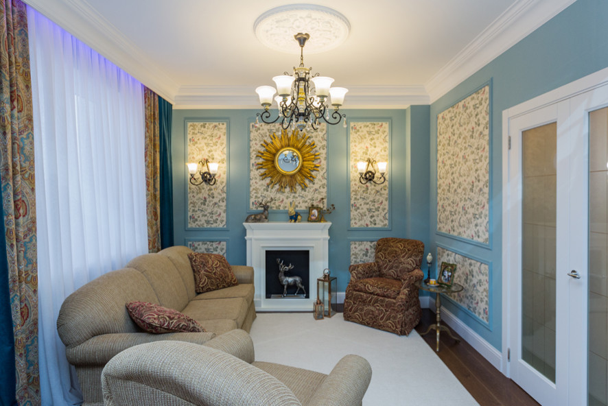 Кухня соединенная с гостиной зеркальным порталом. Реализованный проект