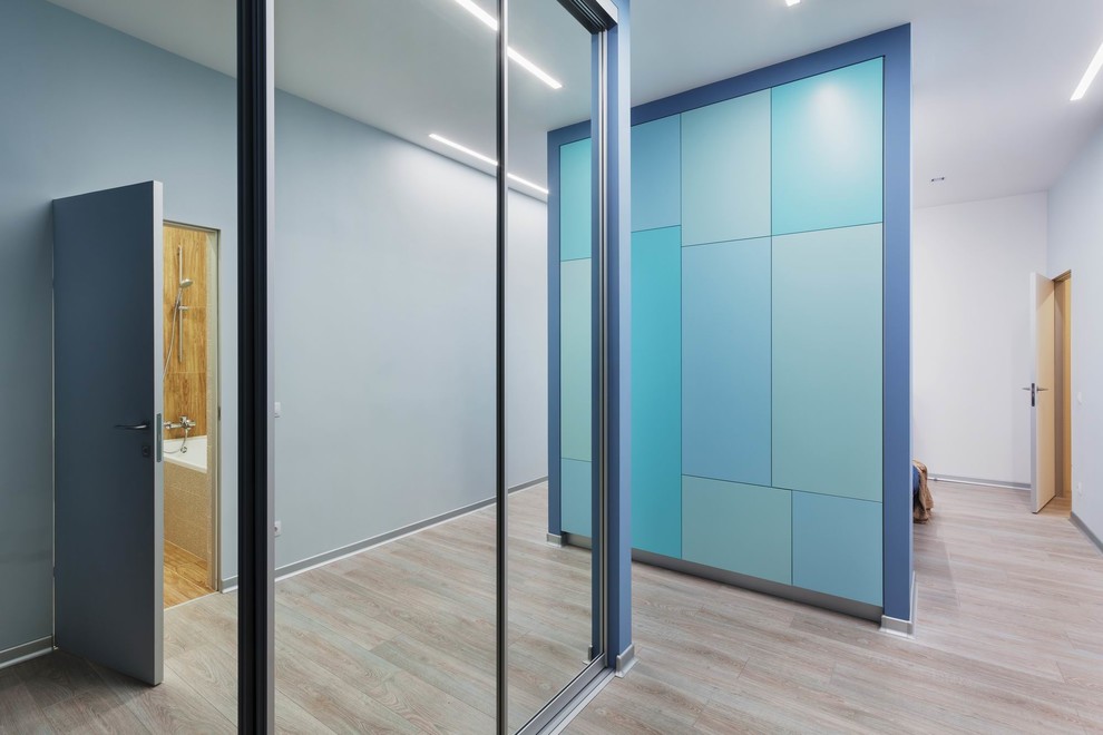 ГЕОМЕТРИЯ И ОТТЕНКИ МЯТЫ