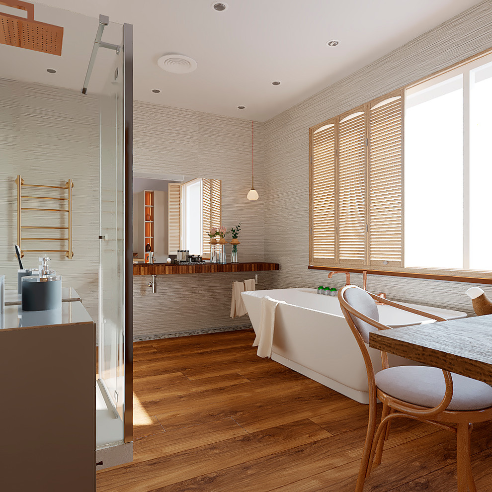 Светлая и разноцветная квартира для молодой девушки.