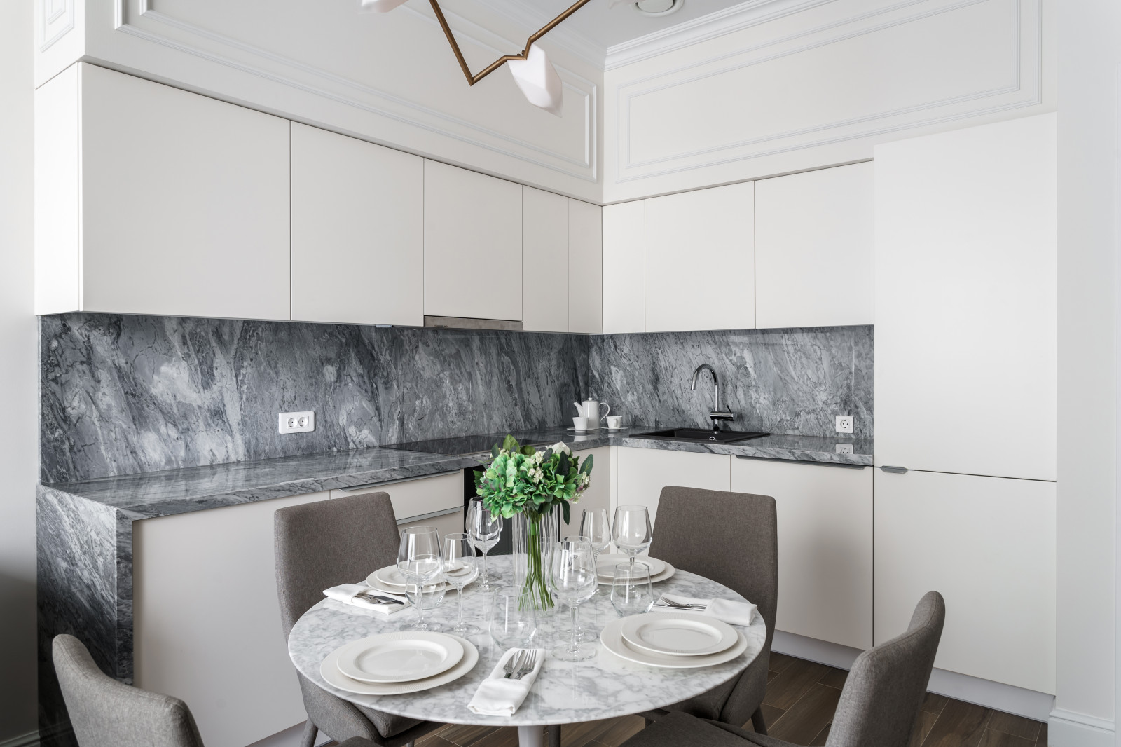 Обложка проекта: Кухня