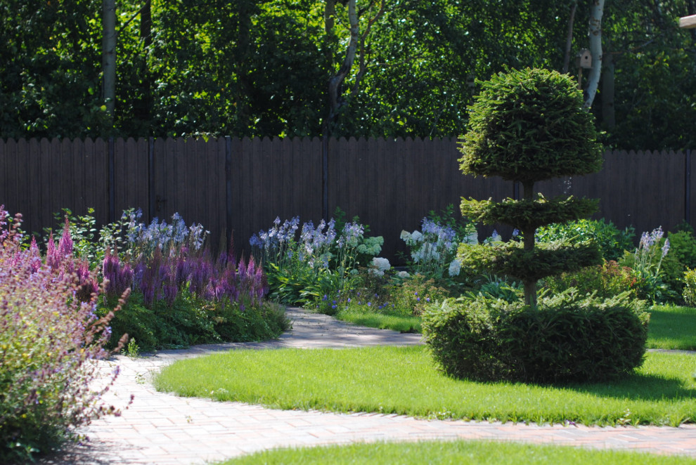 Дизайн участка с уклоном более 7 м.