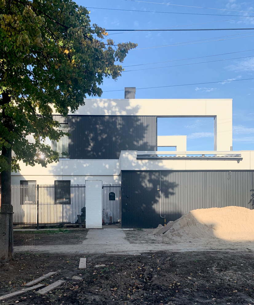 Реконструкция в современность