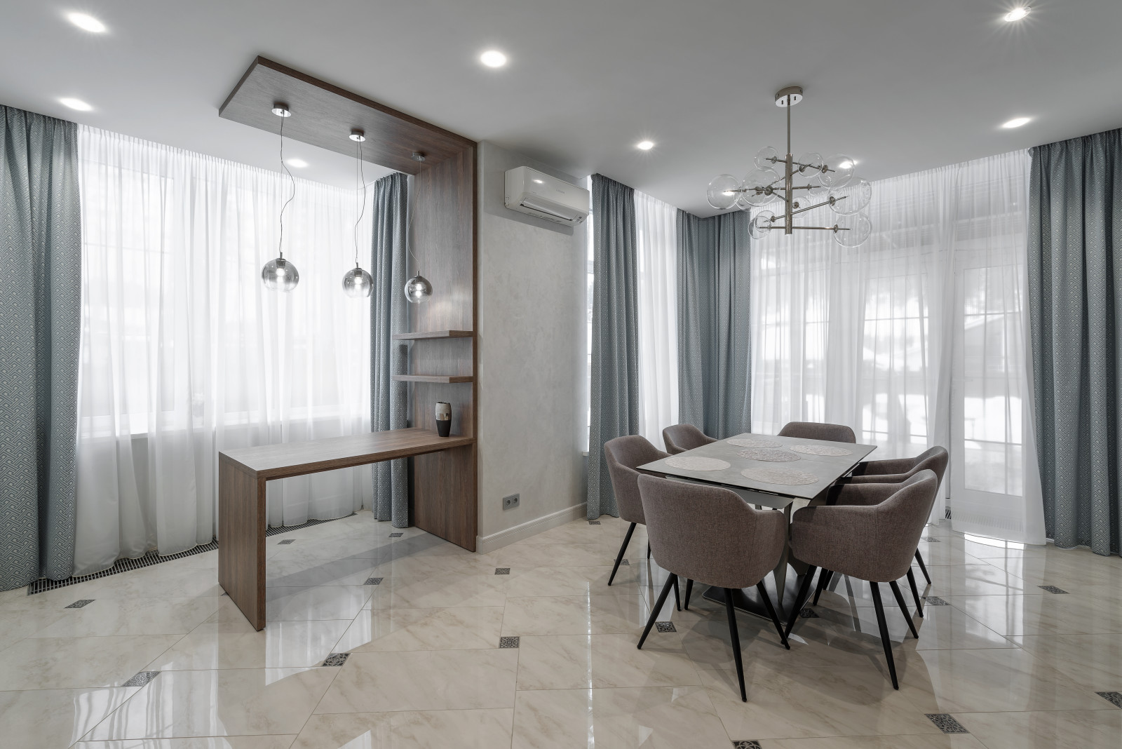 Голубая гостиная