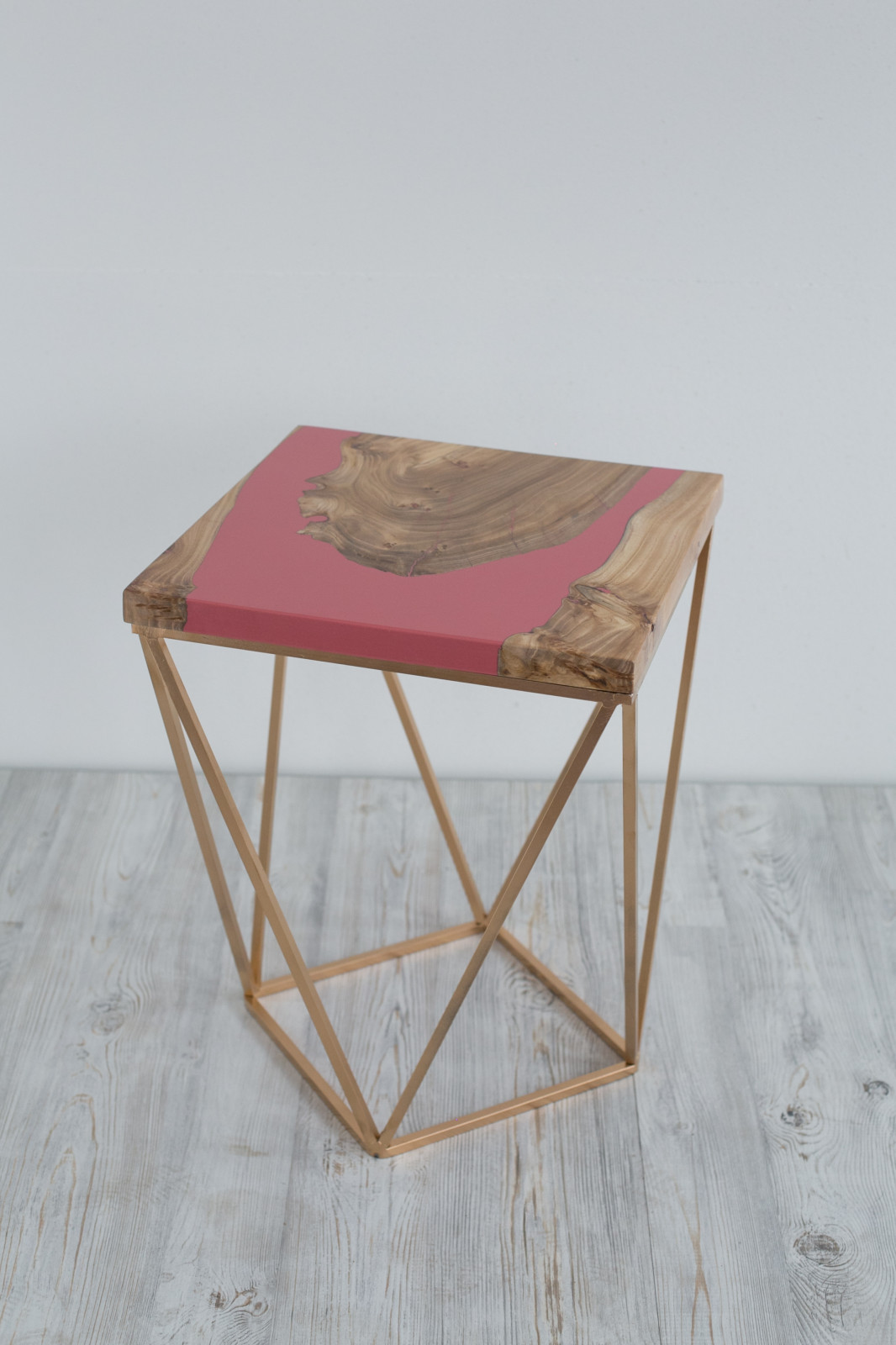 Обложка проекта: Стол журнальный N-дизайн 3