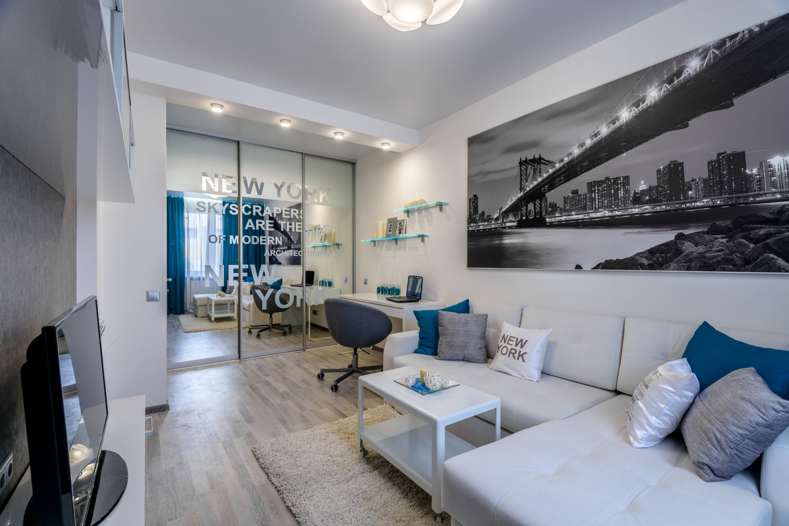 Гостиная для молодого человека 15,6кв.м.