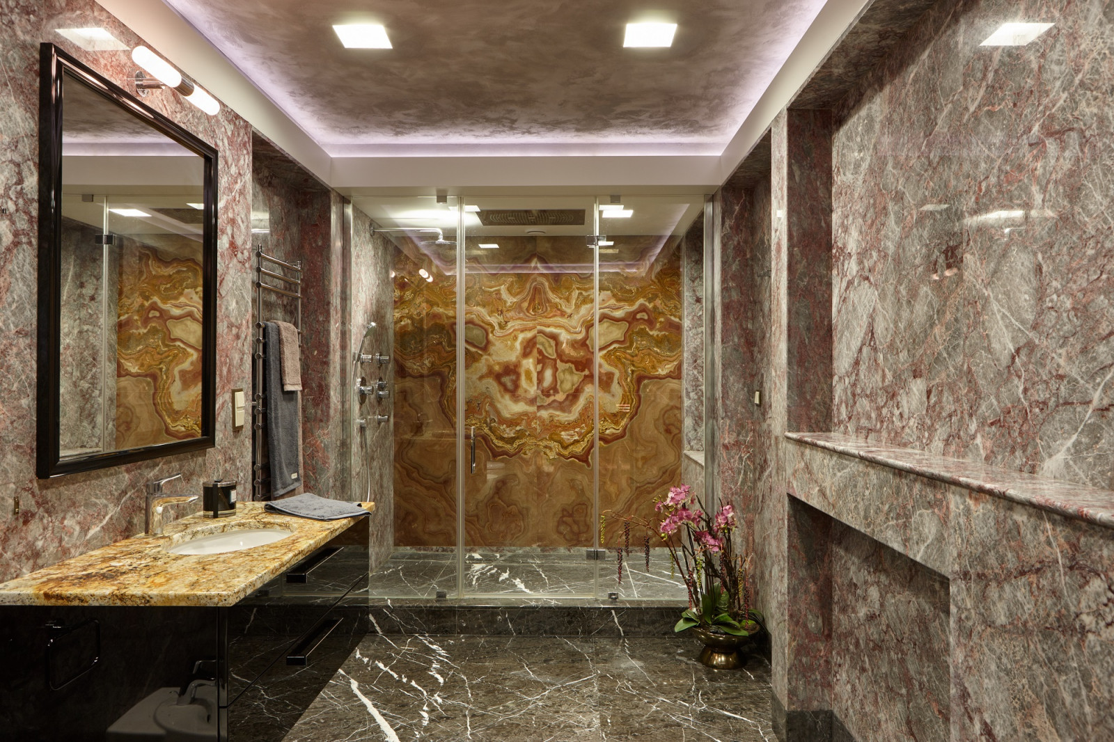 квартира 220 кв м