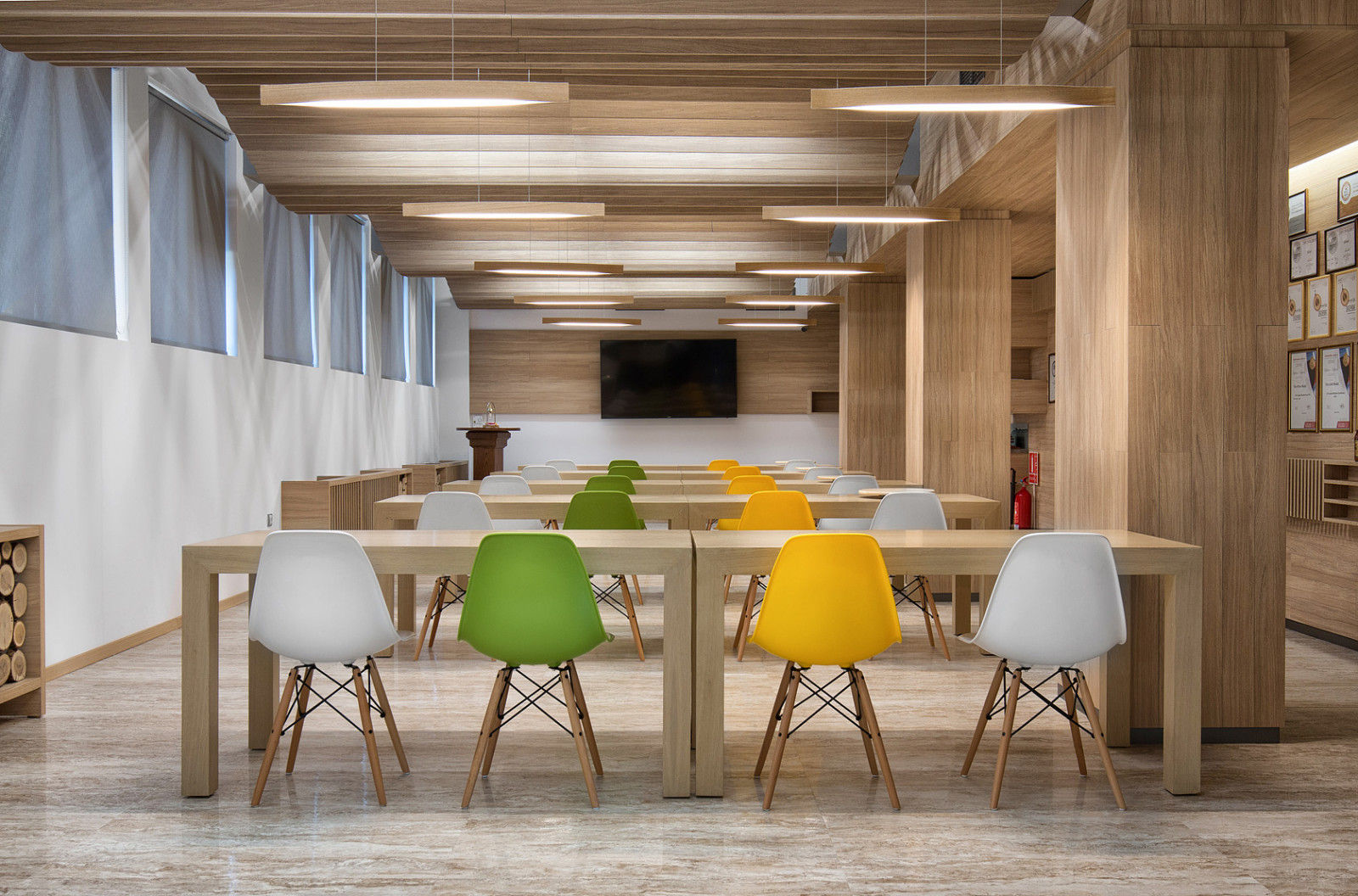 The shop Black Sea gold and testing room