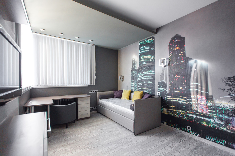 Современная квартира с мрамором на стенах