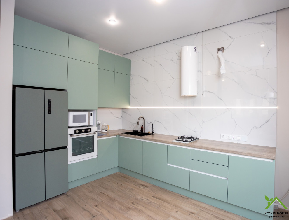 Обложка проекта: Кухня на заказ - фасады: верх+низ - пластик супермат AGT (Турция) - Релакс Грин