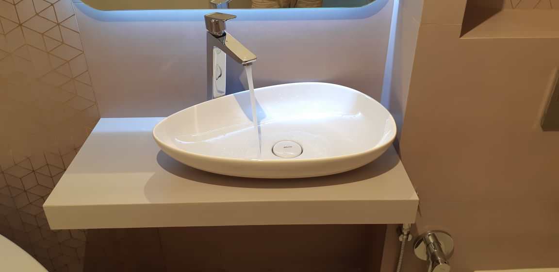 Спасённая ванная после 3их не умельцев .