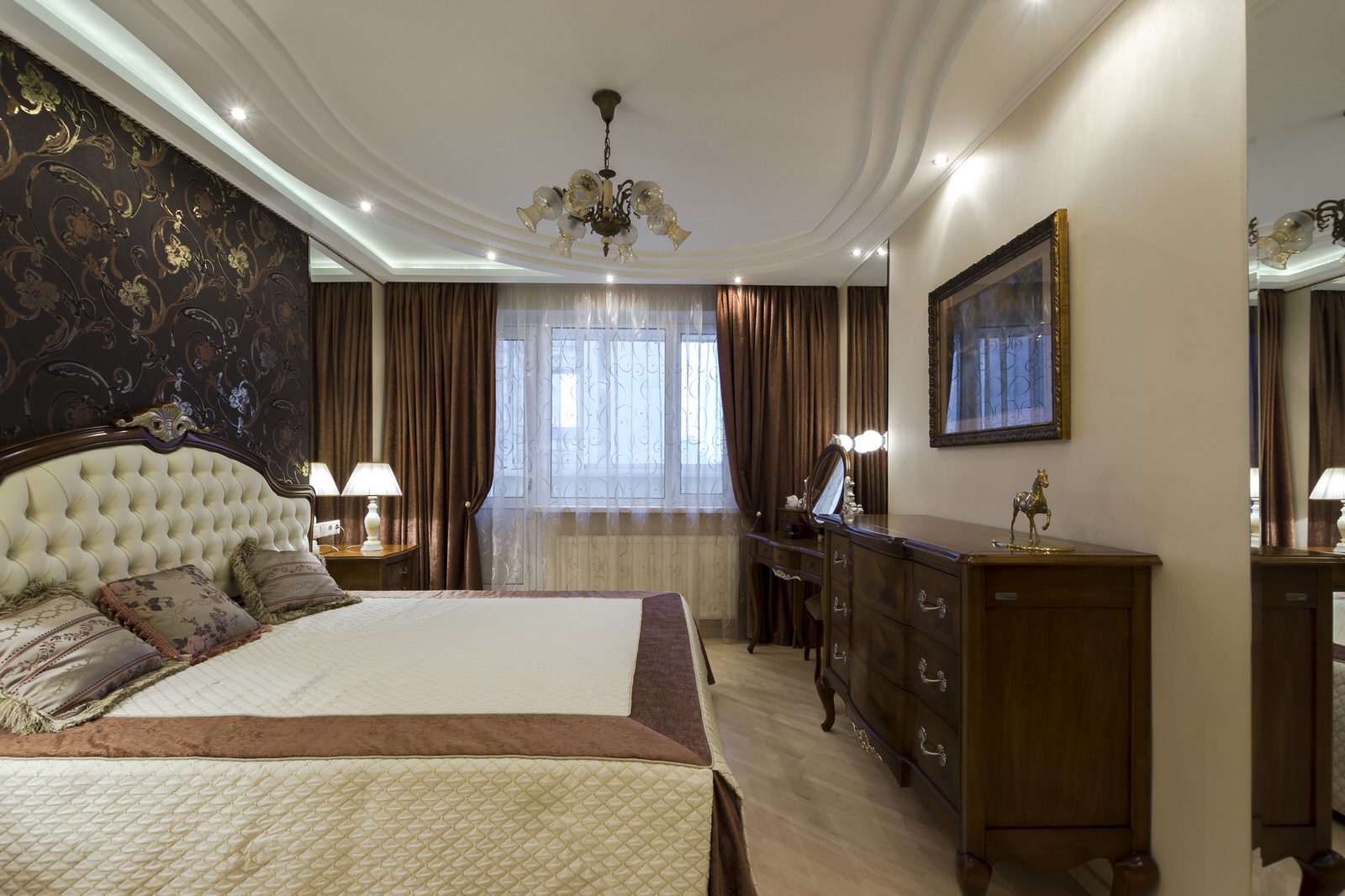 4-комнатная квартира в неоклассическом стиле. Дизайн и ремонт под ключ