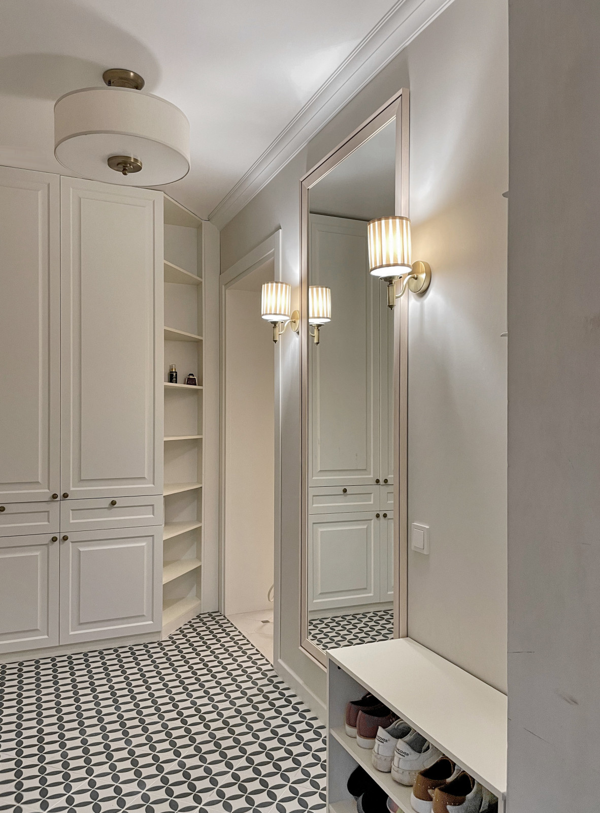 Колониальный фасон