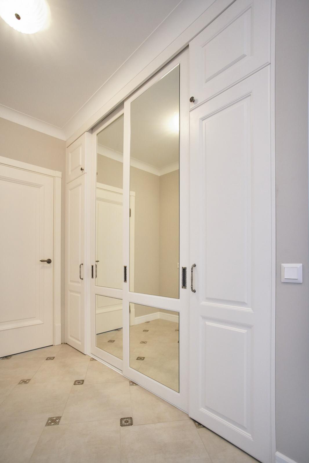 Раздвижные двери-купе raumplus для гардеробной