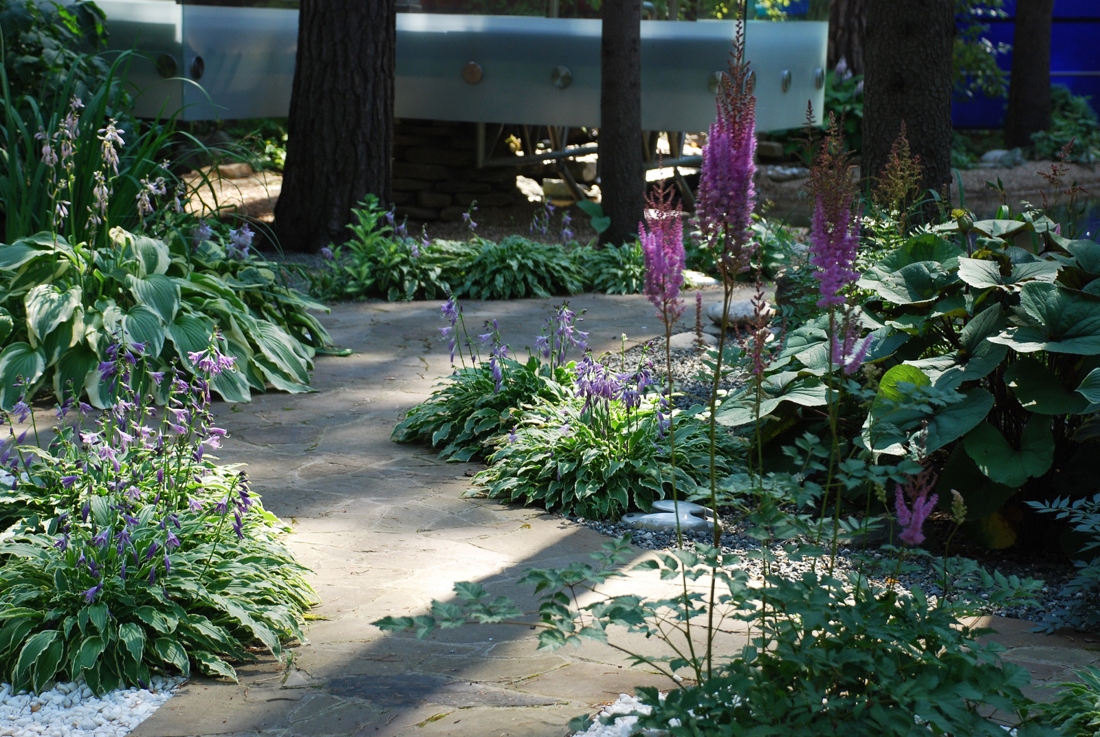 Участок с водоемом в КП "Сосновый бор"