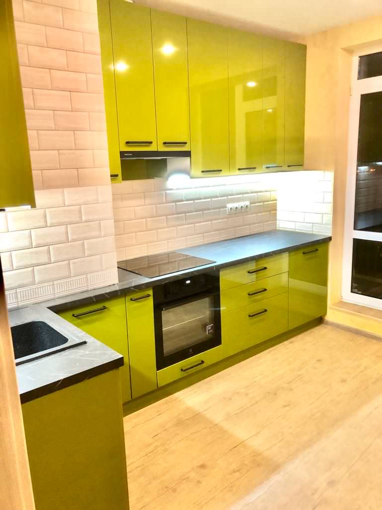 Обложка проекта: КУХНЯ ЯРКАЯ