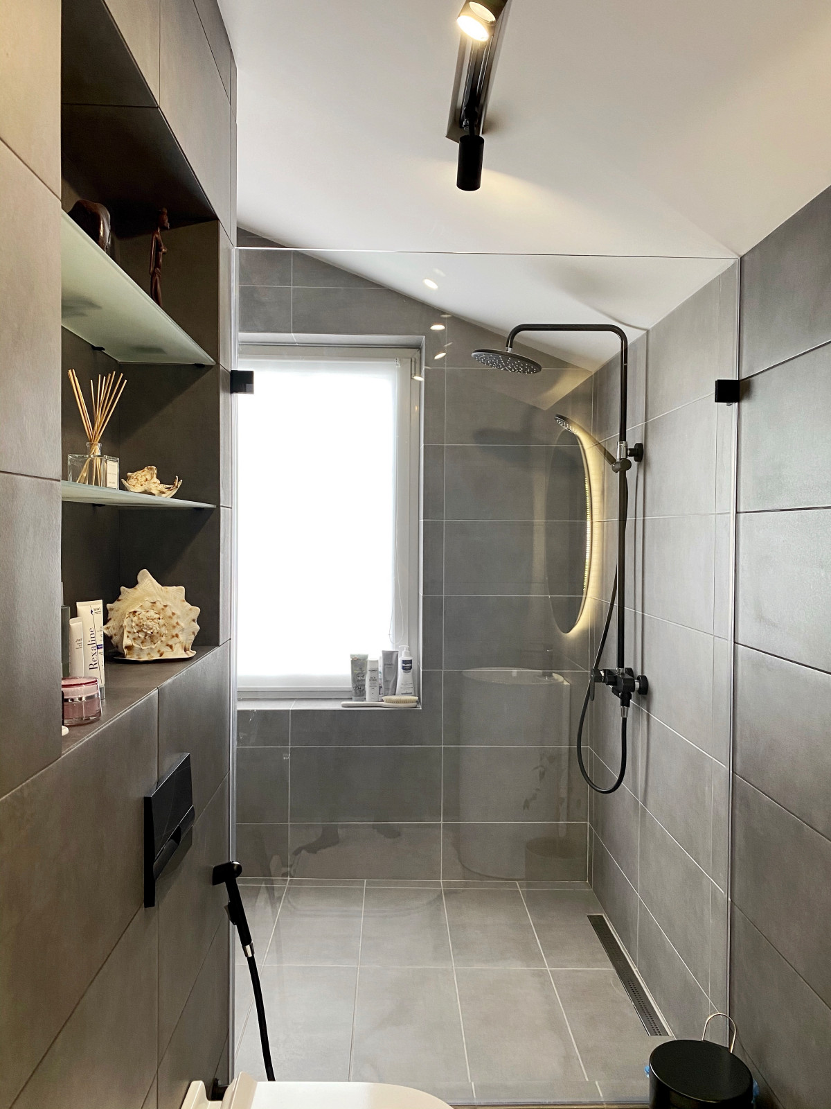 Интерьер ванной комнаты в частном доме