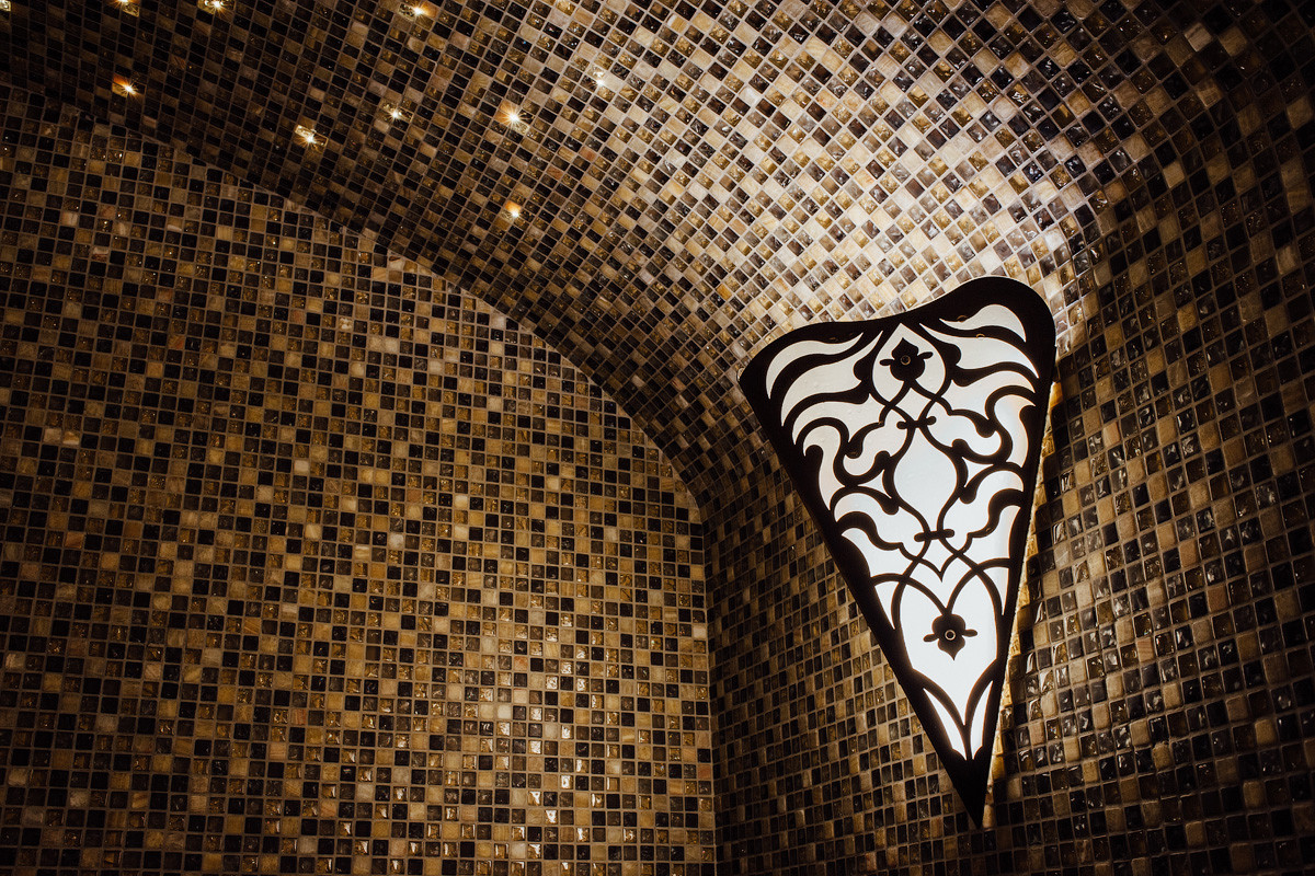 Свет востока.