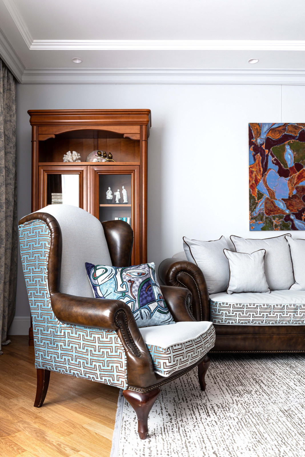 В гостях: Интерьер, где пережили «затопление кипятком»