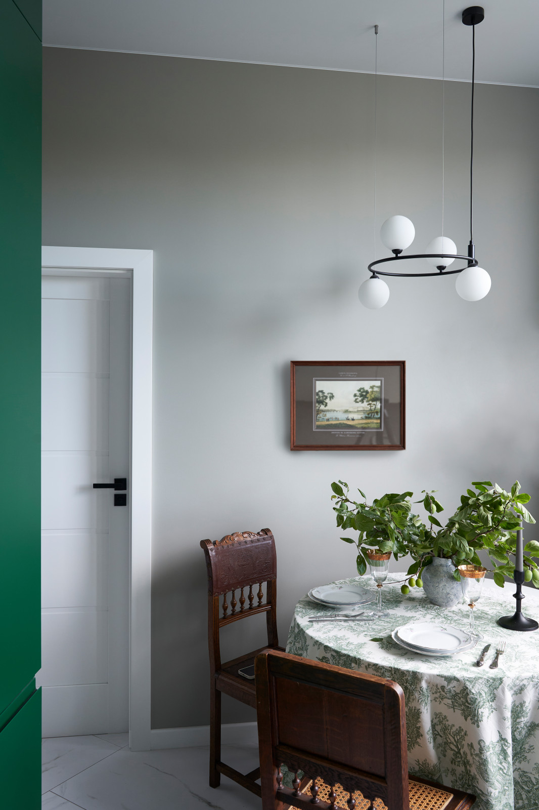 Фоновое изображение профиля Элла Кнауб