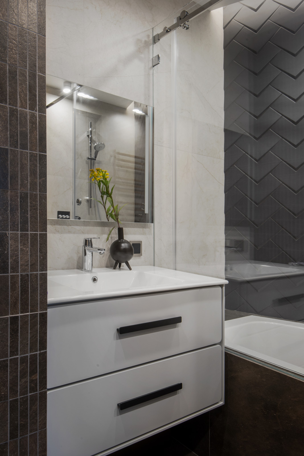 Над городом