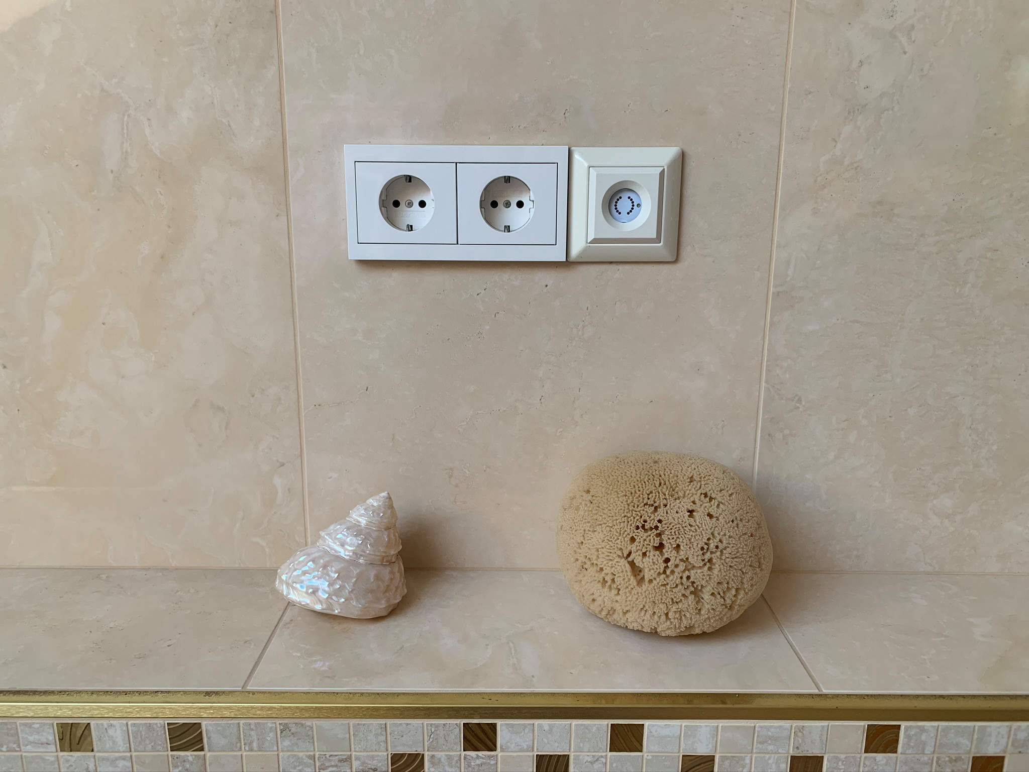 Личный опыт: Робот-мойка окон и другие гаджеты для частного дома